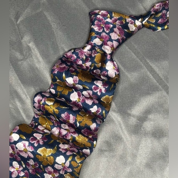 Men’s Pierre Balmain Vintage Blue Pink Green Floral Designer Regular Silk Tie